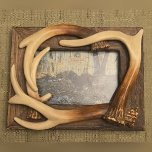 Vtg RIVERS EDGE Resin Antlers and Wood 4x6 Picture PHOTO FRAME Cabin Country EUC